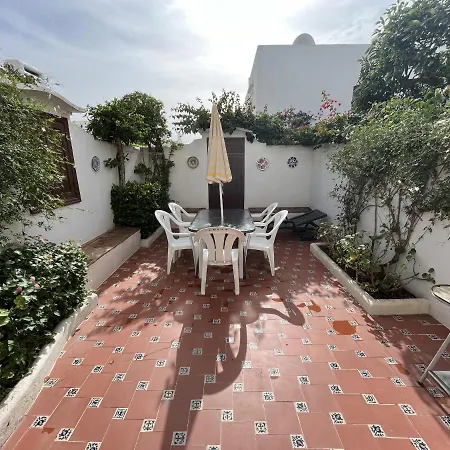 - Playa - 2 En Urbanizacion Cerca Del Mar Alb4 דירה *