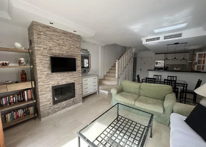 - Playa - 2 En Urbanizacion Cerca Del Mar Alb4 * Estepona