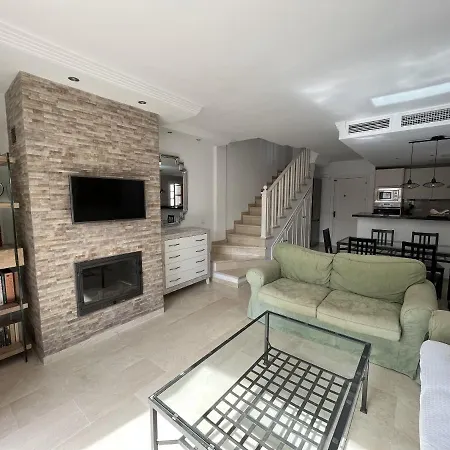 - Playa - 2 En Urbanizacion Cerca Del Mar Alb4 * Estepona